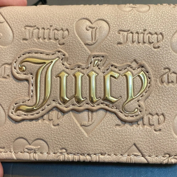 Juicy Couture Upgrade U Card Case Key Fob - Picture 3 of 7